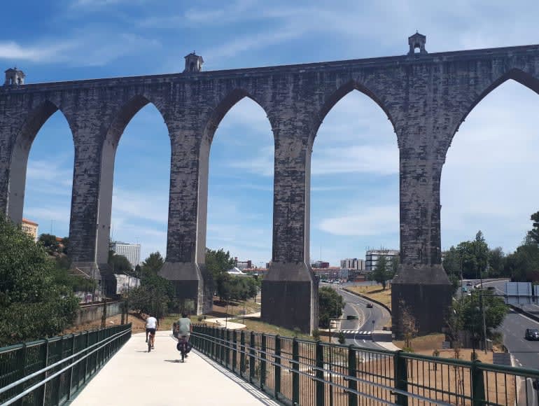 Agua Livres Aqueduct