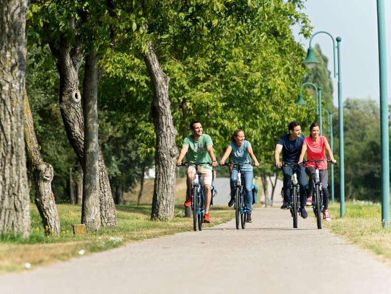 Cycling group vacations in the nature | MegaSport Travel