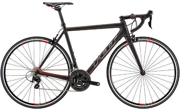 cykeluthyrning kolfibercykel megasportravel